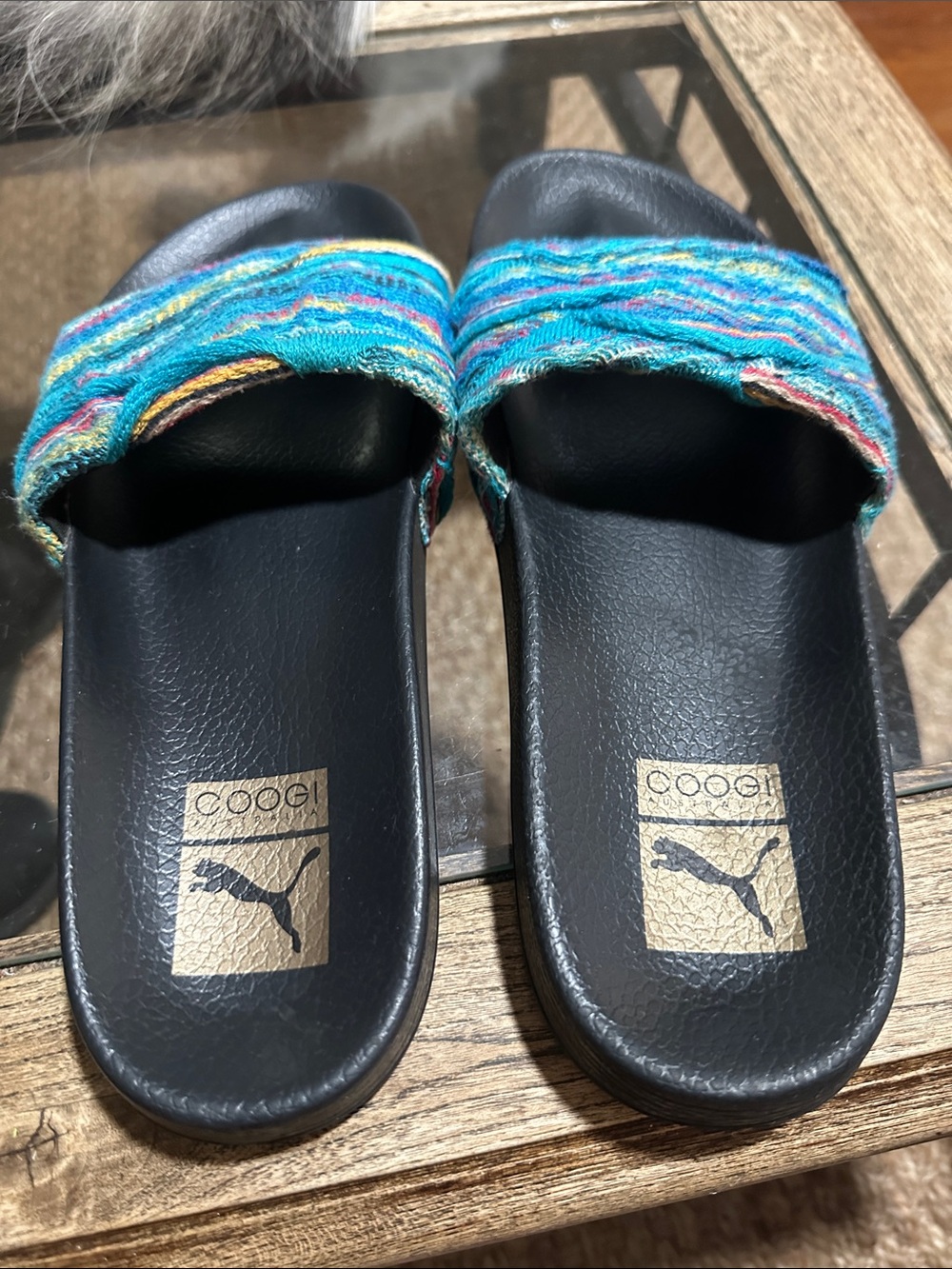 COOGI/Puma Men’s Turquoise Multicolor Woven Slide Sandals with Black Footbed - Picture 4 of 6